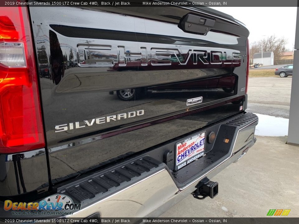 2019 Chevrolet Silverado 1500 LTZ Crew Cab 4WD Black / Jet Black Photo #6
