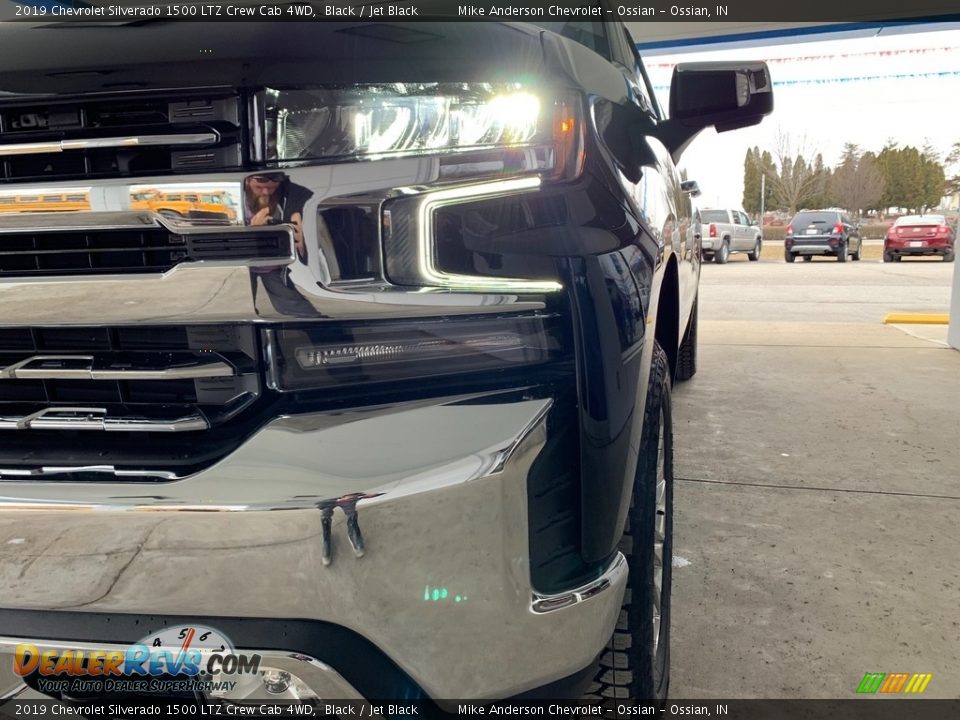 2019 Chevrolet Silverado 1500 LTZ Crew Cab 4WD Black / Jet Black Photo #12