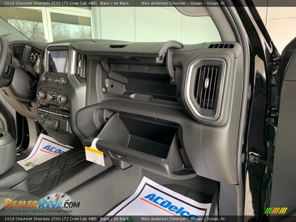 2019 Chevrolet Silverado 1500 LTZ Crew Cab 4WD Black / Jet Black Photo #23