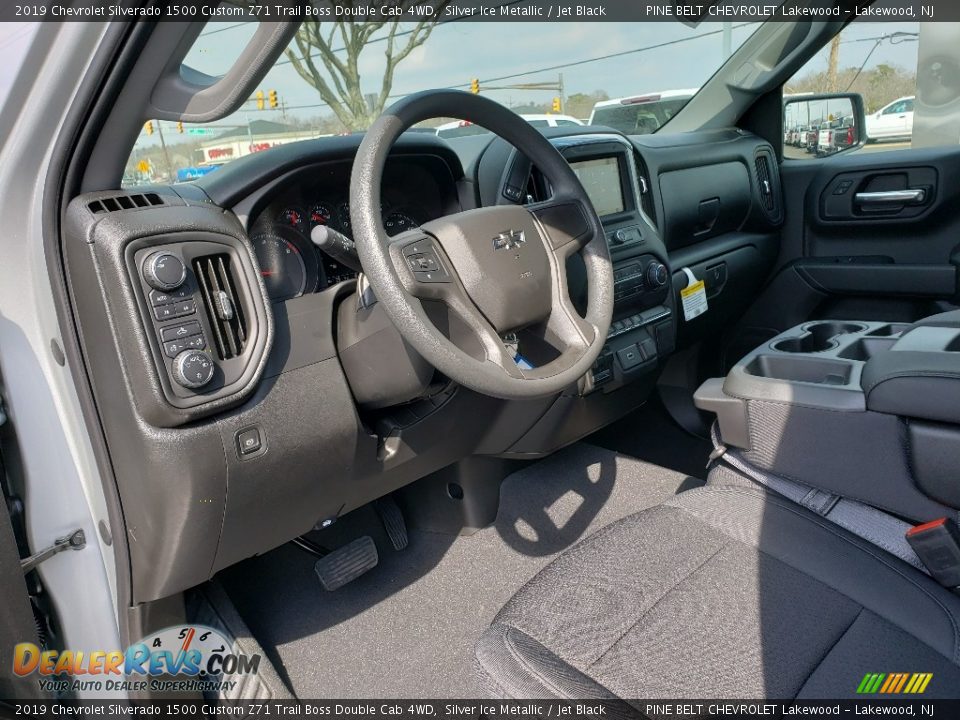 2019 Chevrolet Silverado 1500 Custom Z71 Trail Boss Double Cab 4WD Silver Ice Metallic / Jet Black Photo #6