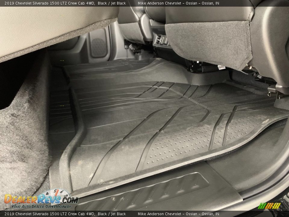 2019 Chevrolet Silverado 1500 LTZ Crew Cab 4WD Black / Jet Black Photo #29