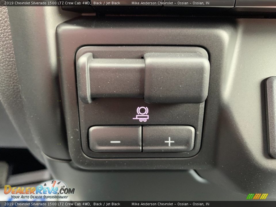 2019 Chevrolet Silverado 1500 LTZ Crew Cab 4WD Black / Jet Black Photo #32