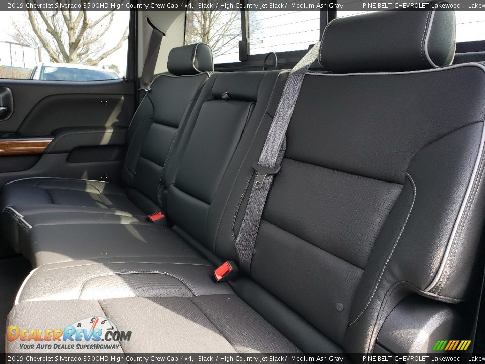 2019 Chevrolet Silverado 3500HD High Country Crew Cab 4x4 Black / High Country Jet Black/­Medium Ash Gray Photo #6