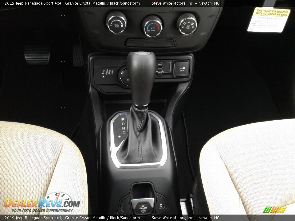 2019 Jeep Renegade Sport 4x4 Granite Crystal Metallic / Black/Sandstorm Photo #23