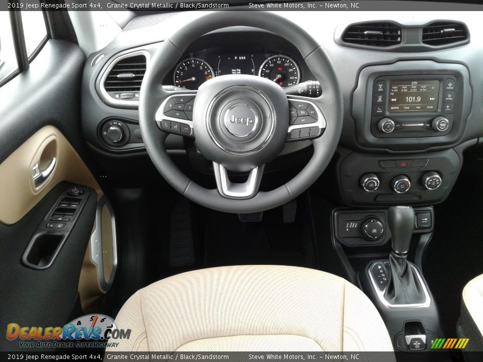 2019 Jeep Renegade Sport 4x4 Granite Crystal Metallic / Black/Sandstorm Photo #24