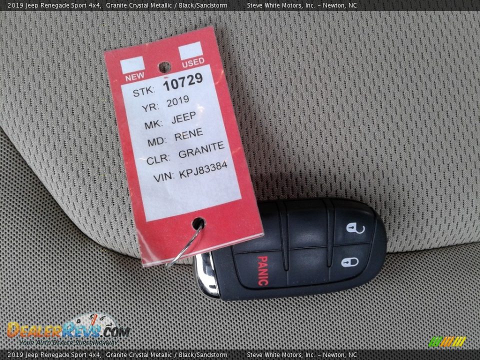 2019 Jeep Renegade Sport 4x4 Granite Crystal Metallic / Black/Sandstorm Photo #25