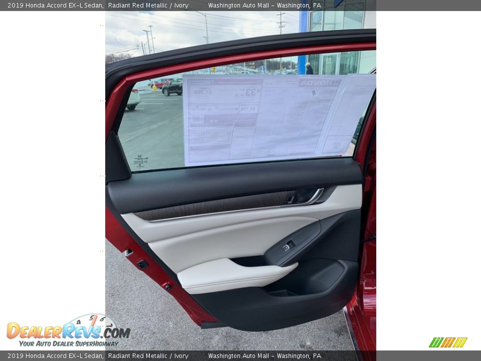 2019 Honda Accord EX-L Sedan Radiant Red Metallic / Ivory Photo #16