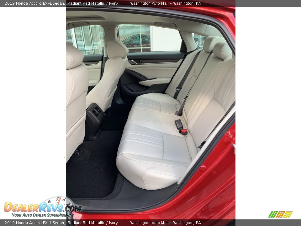 2019 Honda Accord EX-L Sedan Radiant Red Metallic / Ivory Photo #19