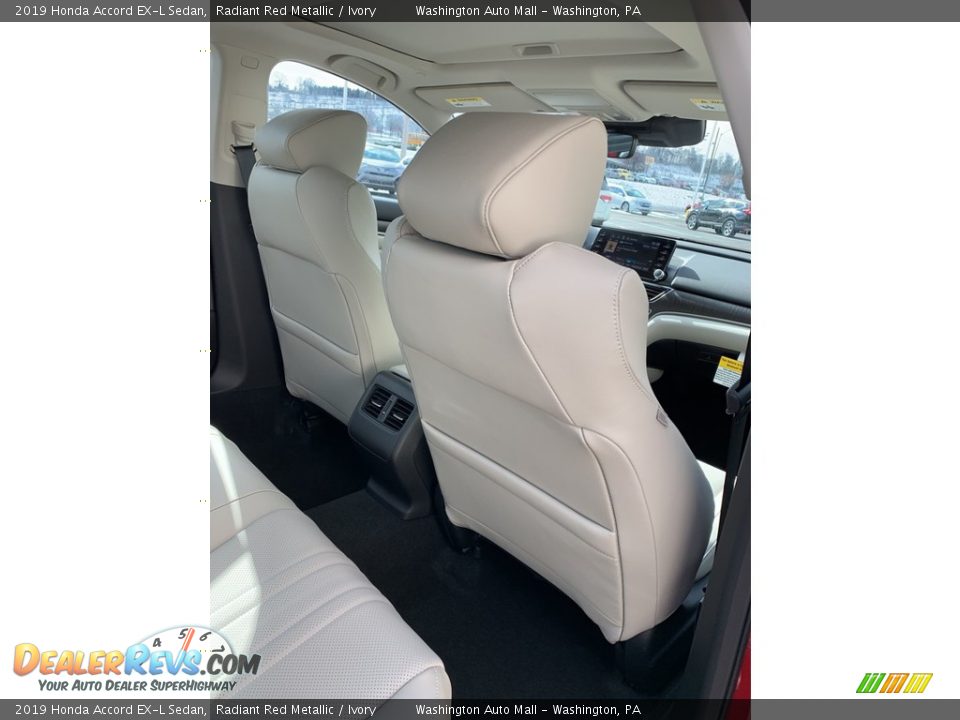 2019 Honda Accord EX-L Sedan Radiant Red Metallic / Ivory Photo #25