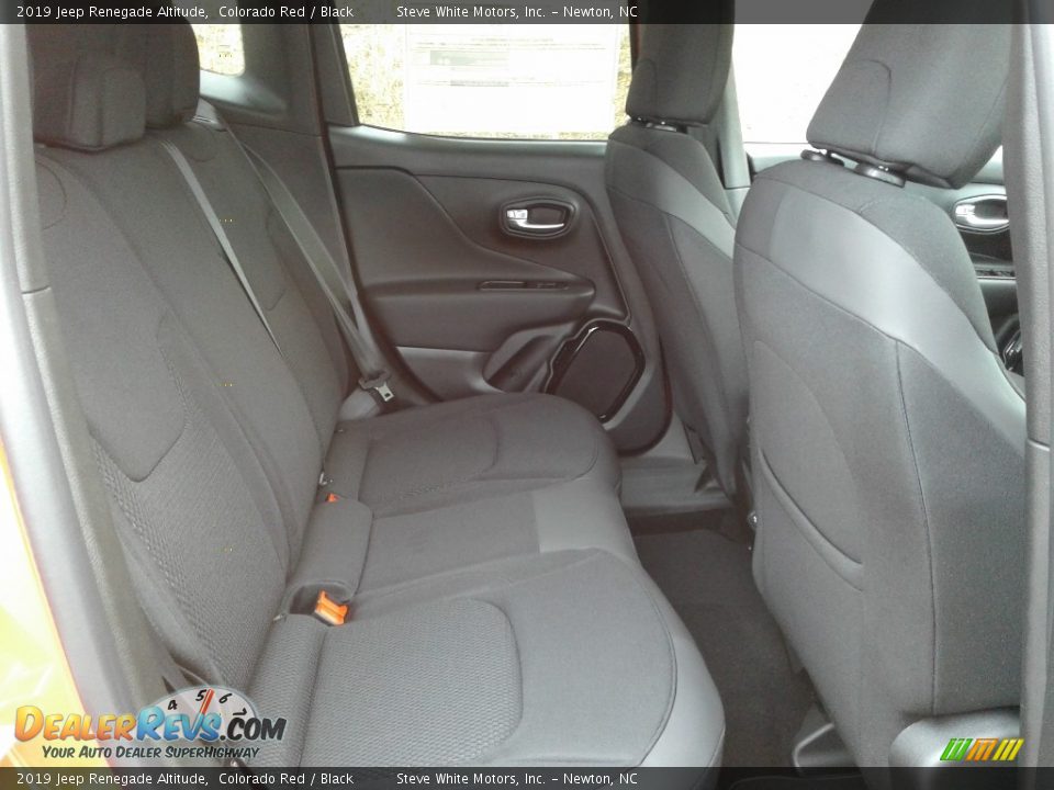 2019 Jeep Renegade Altitude Colorado Red / Black Photo #13