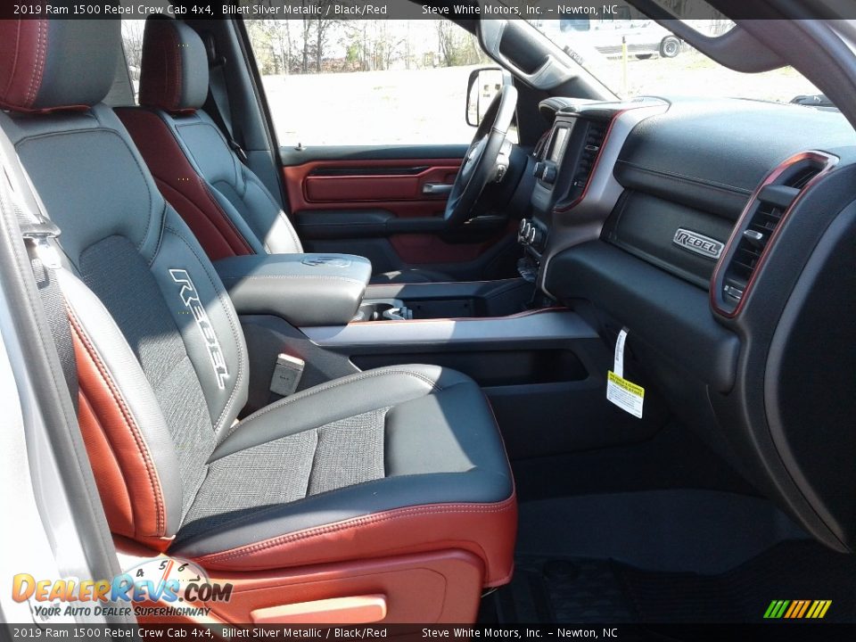 2019 Ram 1500 Rebel Crew Cab 4x4 Billett Silver Metallic / Black/Red Photo #16