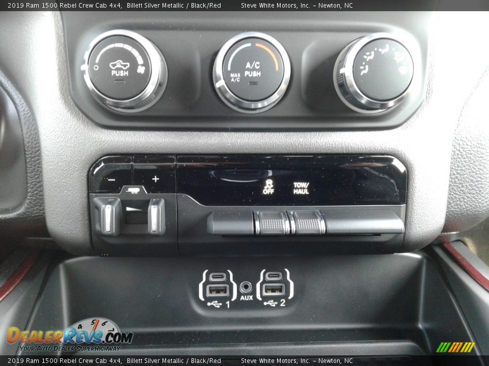 Controls of 2019 Ram 1500 Rebel Crew Cab 4x4 Photo #25