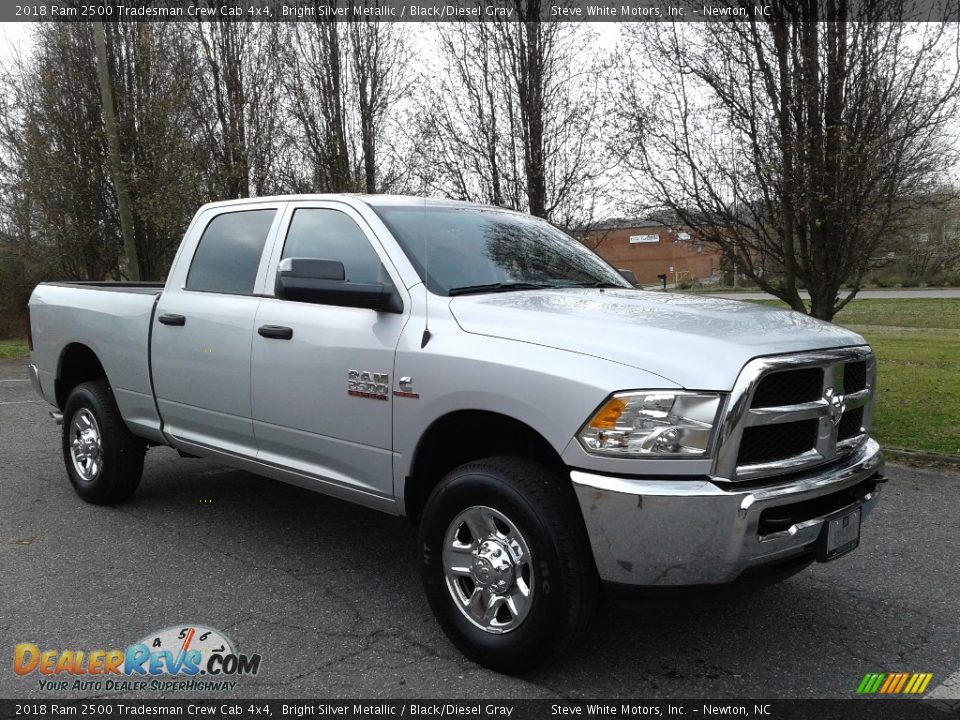 2018 Ram 2500 Tradesman Crew Cab 4x4 Bright Silver Metallic / Black/Diesel Gray Photo #4