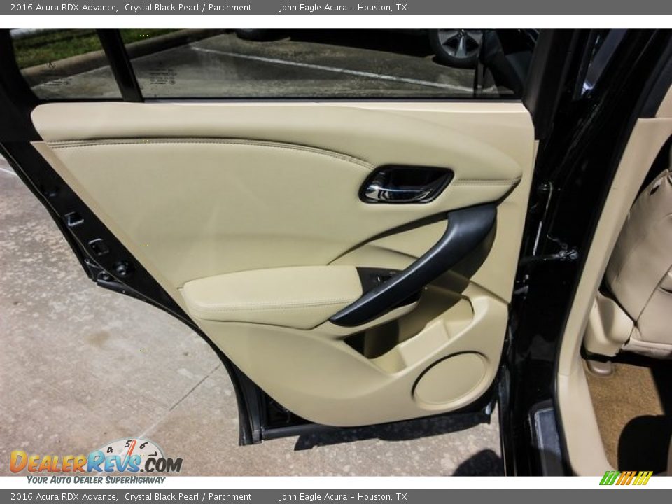 2016 Acura RDX Advance Crystal Black Pearl / Parchment Photo #18
