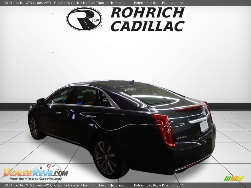 2013 Cadillac XTS Luxury AWD Graphite Metallic / Medium Titanium/Jet Black Photo #3