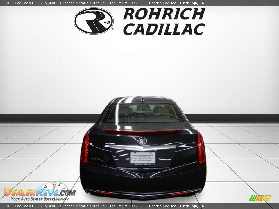 2013 Cadillac XTS Luxury AWD Graphite Metallic / Medium Titanium/Jet Black Photo #4