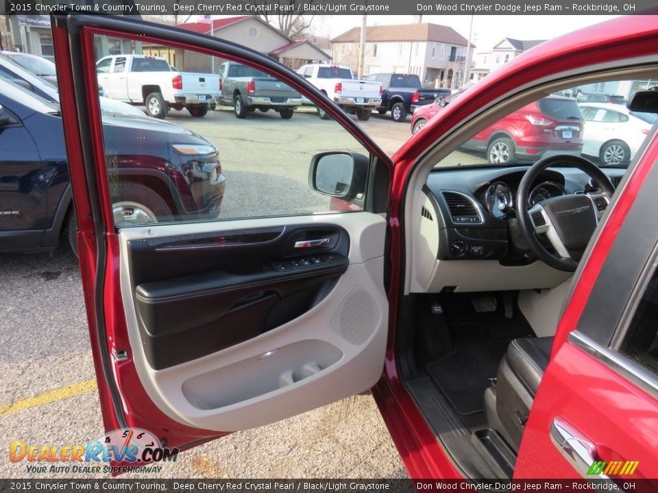 2015 Chrysler Town & Country Touring Deep Cherry Red Crystal Pearl / Black/Light Graystone Photo #28