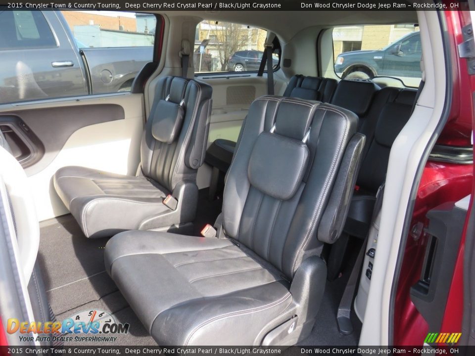 2015 Chrysler Town & Country Touring Deep Cherry Red Crystal Pearl / Black/Light Graystone Photo #33