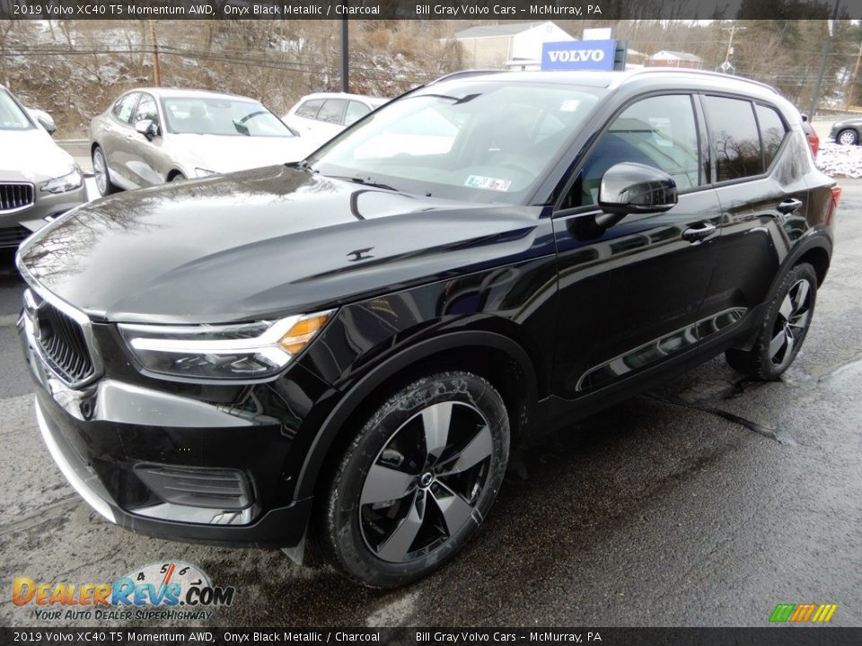 2019 Volvo XC40 T5 Momentum AWD Onyx Black Metallic / Charcoal Photo #5