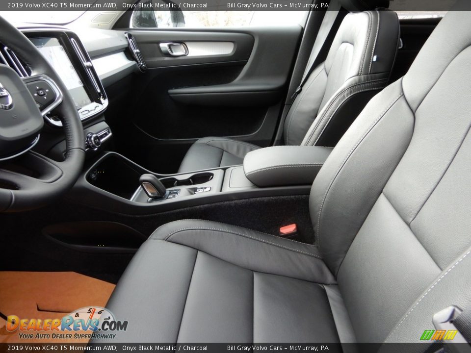 2019 Volvo XC40 T5 Momentum AWD Onyx Black Metallic / Charcoal Photo #7