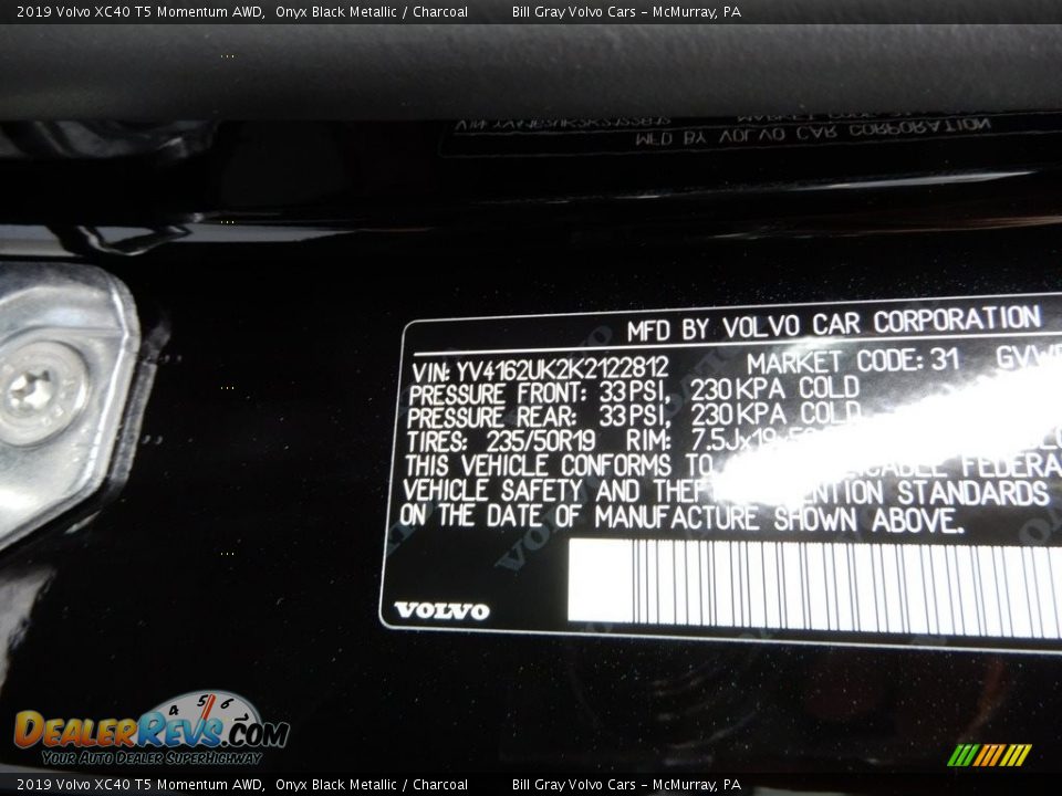 2019 Volvo XC40 T5 Momentum AWD Onyx Black Metallic / Charcoal Photo #11