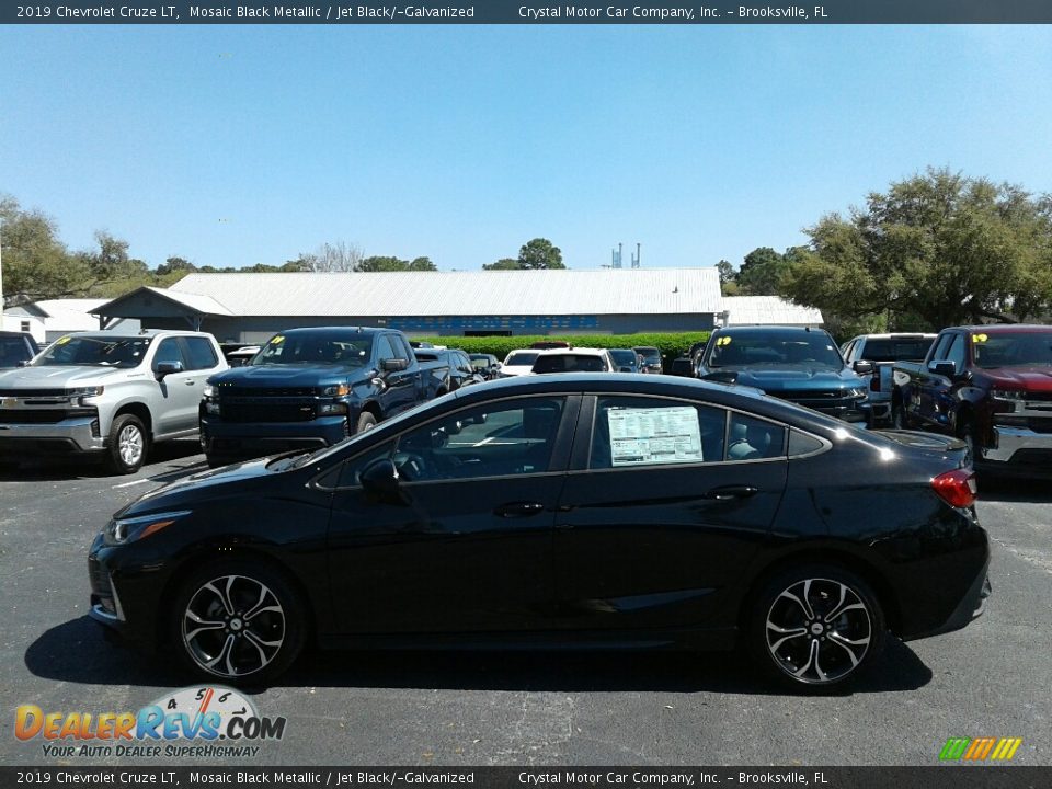 2019 Chevrolet Cruze LT Mosaic Black Metallic / Jet Black/­Galvanized Photo #2