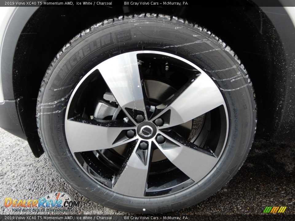 2019 Volvo XC40 T5 Momentum AWD Ice White / Charcoal Photo #6