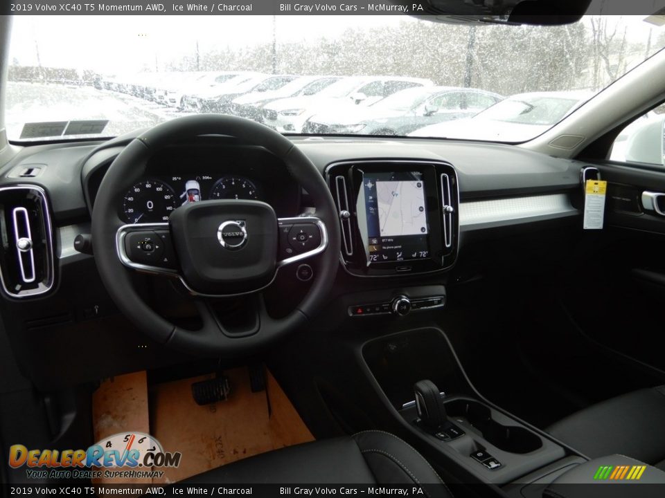 2019 Volvo XC40 T5 Momentum AWD Ice White / Charcoal Photo #9