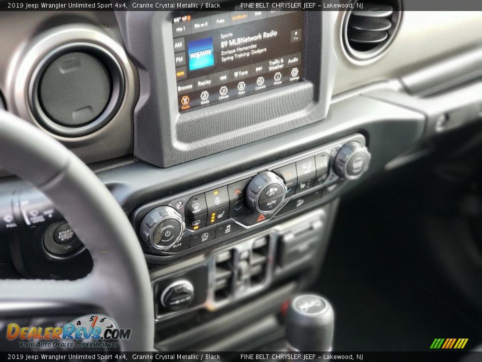 2019 Jeep Wrangler Unlimited Sport 4x4 Granite Crystal Metallic / Black Photo #10