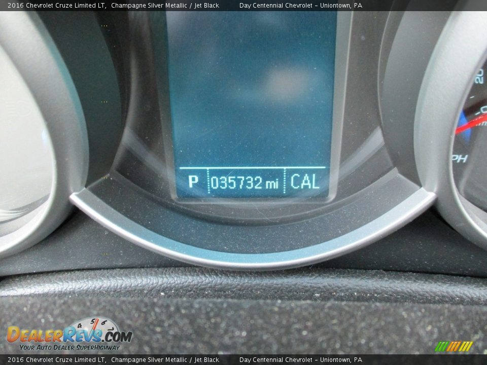 2016 Chevrolet Cruze Limited LT Champagne Silver Metallic / Jet Black Photo #2