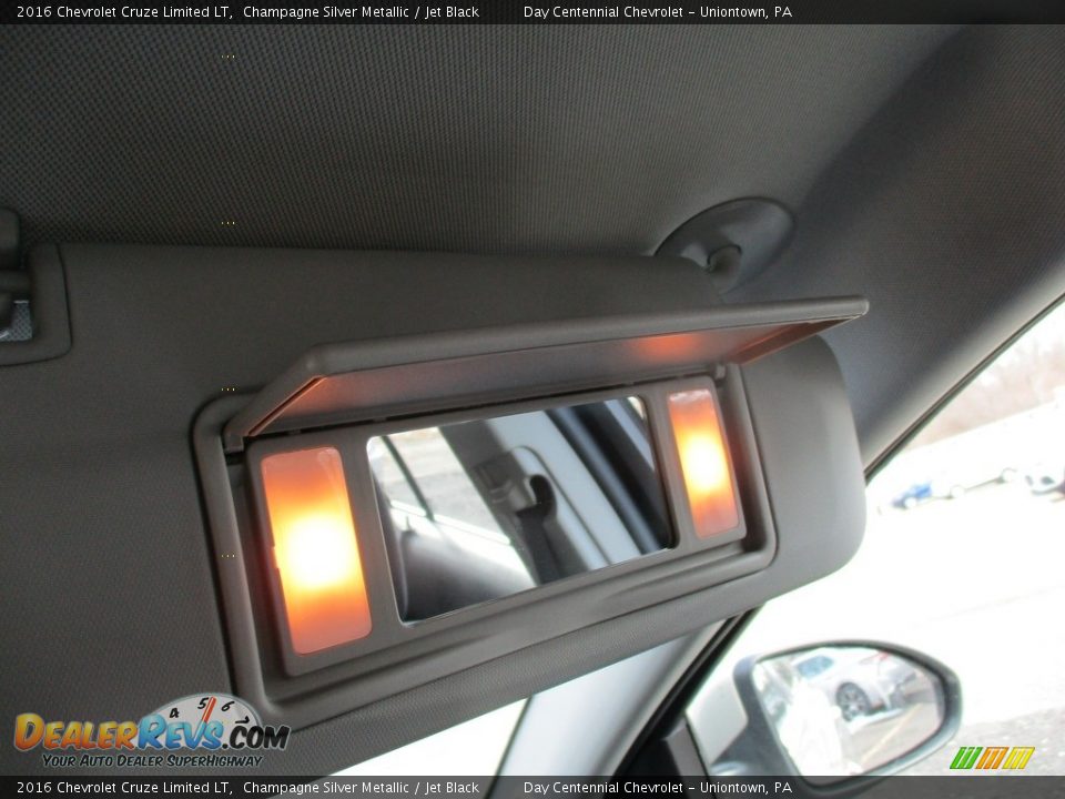 2016 Chevrolet Cruze Limited LT Champagne Silver Metallic / Jet Black Photo #33