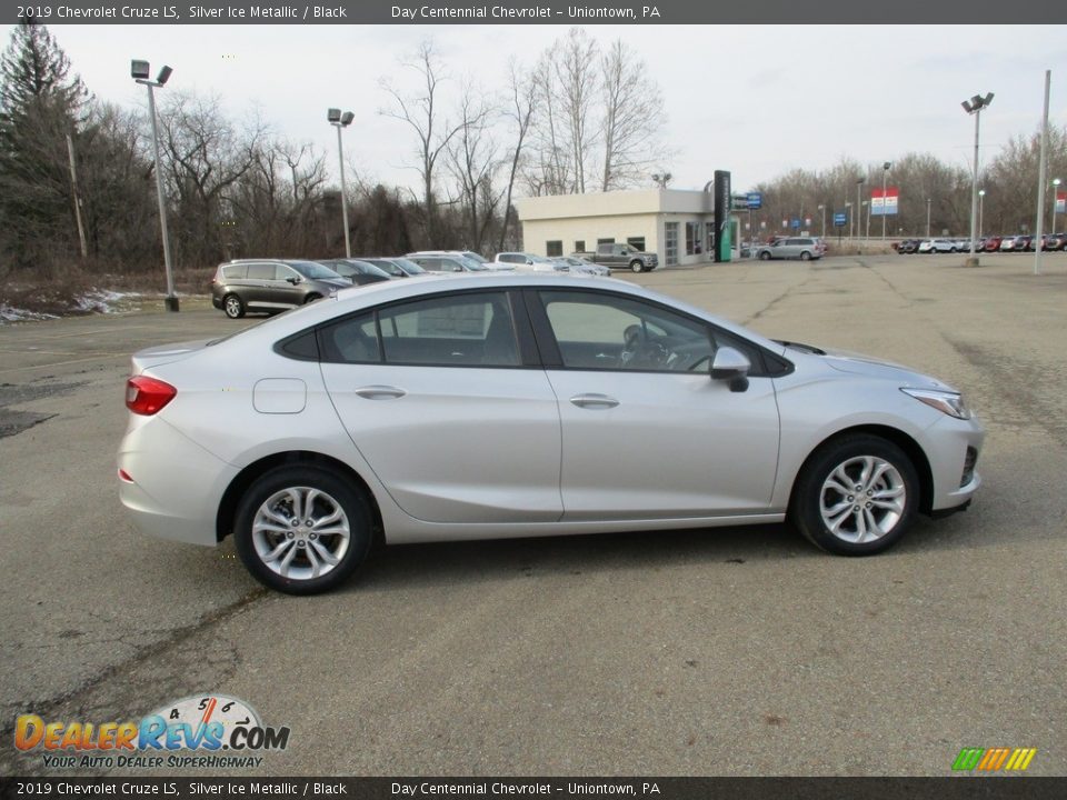 2019 Chevrolet Cruze LS Silver Ice Metallic / Black Photo #6