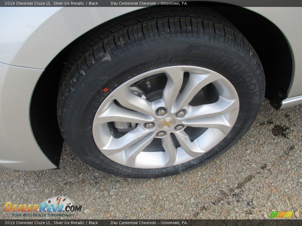 2019 Chevrolet Cruze LS Silver Ice Metallic / Black Photo #9