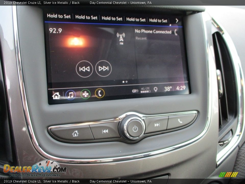 2019 Chevrolet Cruze LS Silver Ice Metallic / Black Photo #3