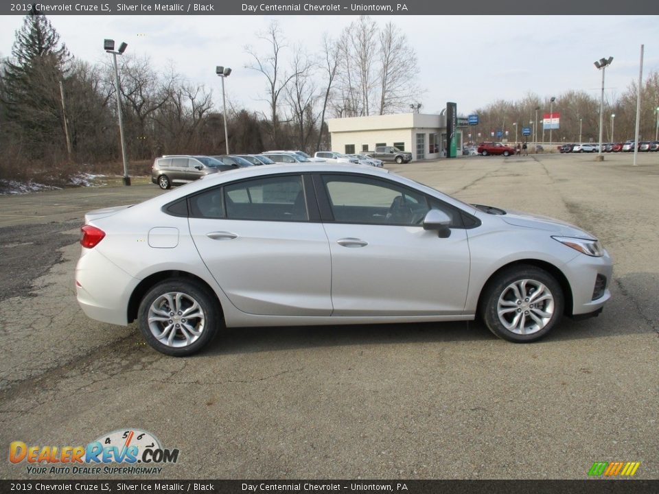 2019 Chevrolet Cruze LS Silver Ice Metallic / Black Photo #7