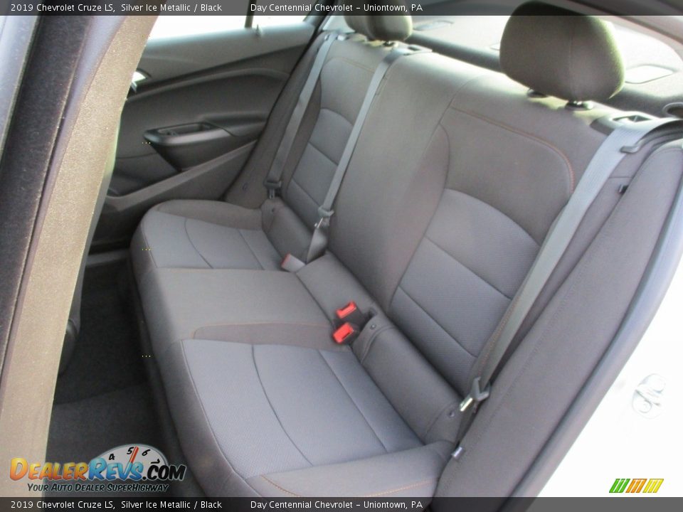 2019 Chevrolet Cruze LS Silver Ice Metallic / Black Photo #12