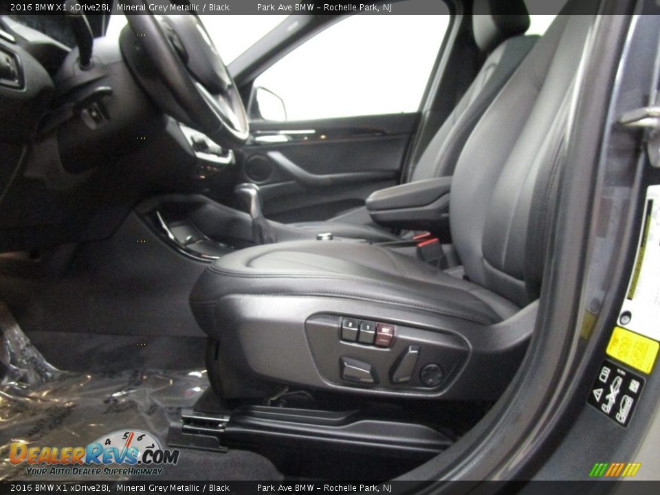 2016 BMW X1 xDrive28i Mineral Grey Metallic / Black Photo #9