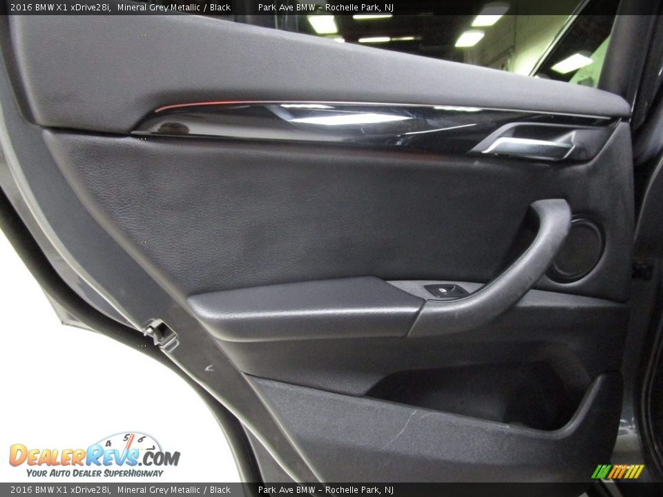 2016 BMW X1 xDrive28i Mineral Grey Metallic / Black Photo #10