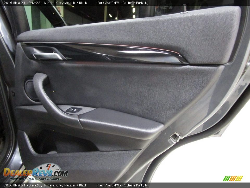 2016 BMW X1 xDrive28i Mineral Grey Metallic / Black Photo #16