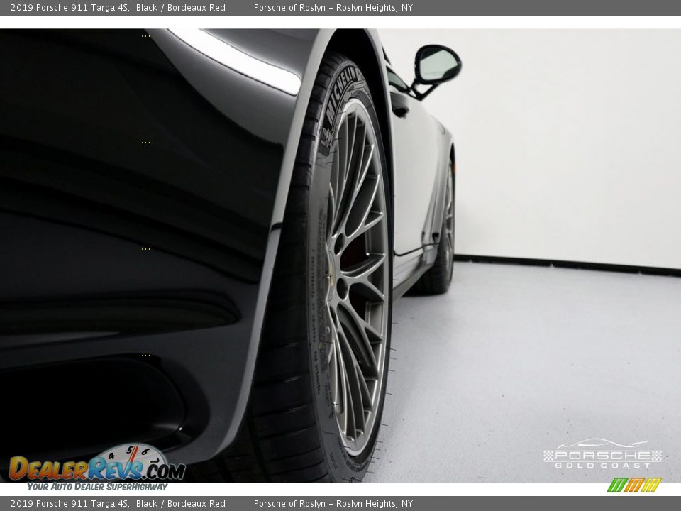 2019 Porsche 911 Targa 4S Black / Bordeaux Red Photo #8