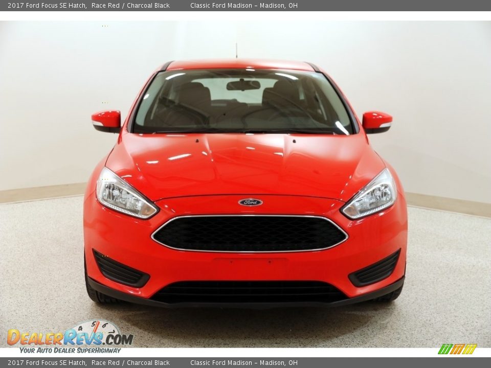 2017 Ford Focus SE Hatch Race Red / Charcoal Black Photo #2