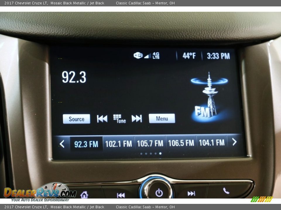 2017 Chevrolet Cruze LT Mosaic Black Metallic / Jet Black Photo #10