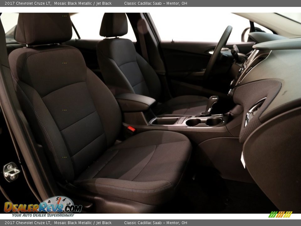 2017 Chevrolet Cruze LT Mosaic Black Metallic / Jet Black Photo #14