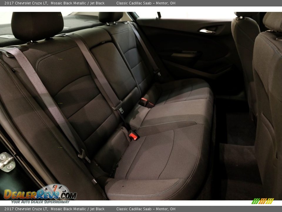 2017 Chevrolet Cruze LT Mosaic Black Metallic / Jet Black Photo #15
