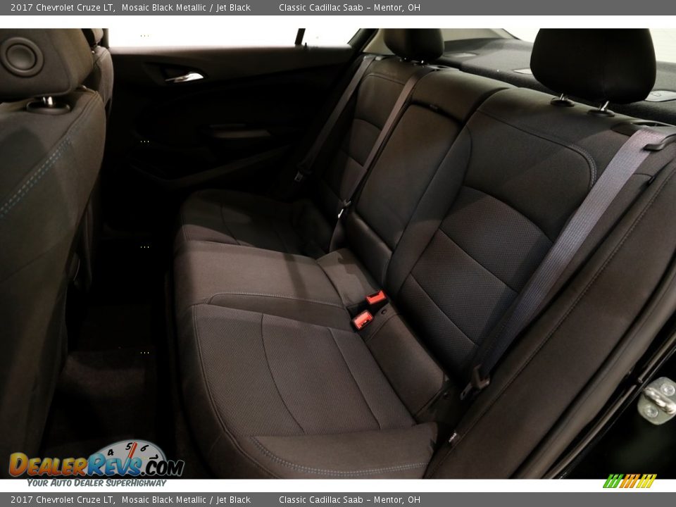 2017 Chevrolet Cruze LT Mosaic Black Metallic / Jet Black Photo #16