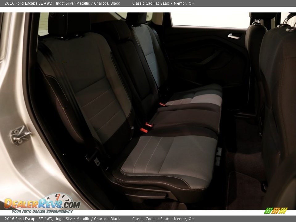 2016 Ford Escape SE 4WD Ingot Silver Metallic / Charcoal Black Photo #19