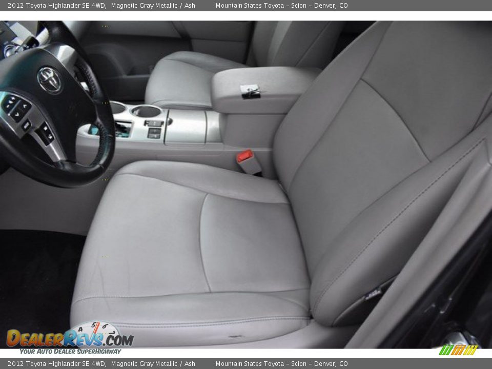 2012 Toyota Highlander SE 4WD Magnetic Gray Metallic / Ash Photo #11