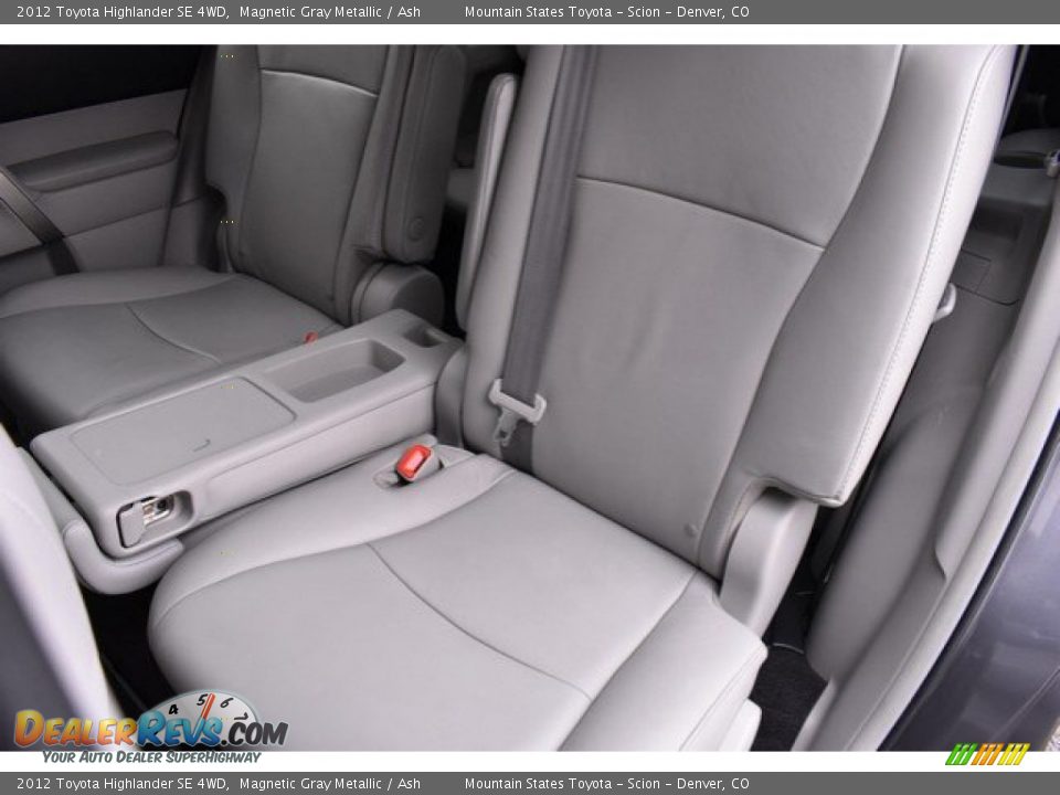2012 Toyota Highlander SE 4WD Magnetic Gray Metallic / Ash Photo #22