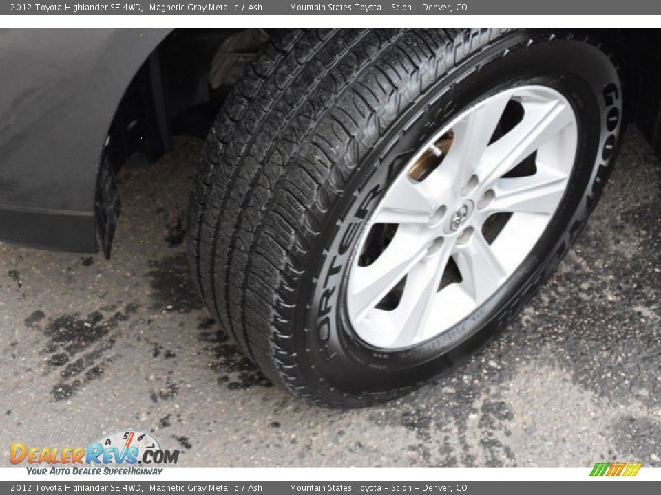 2012 Toyota Highlander SE 4WD Magnetic Gray Metallic / Ash Photo #30