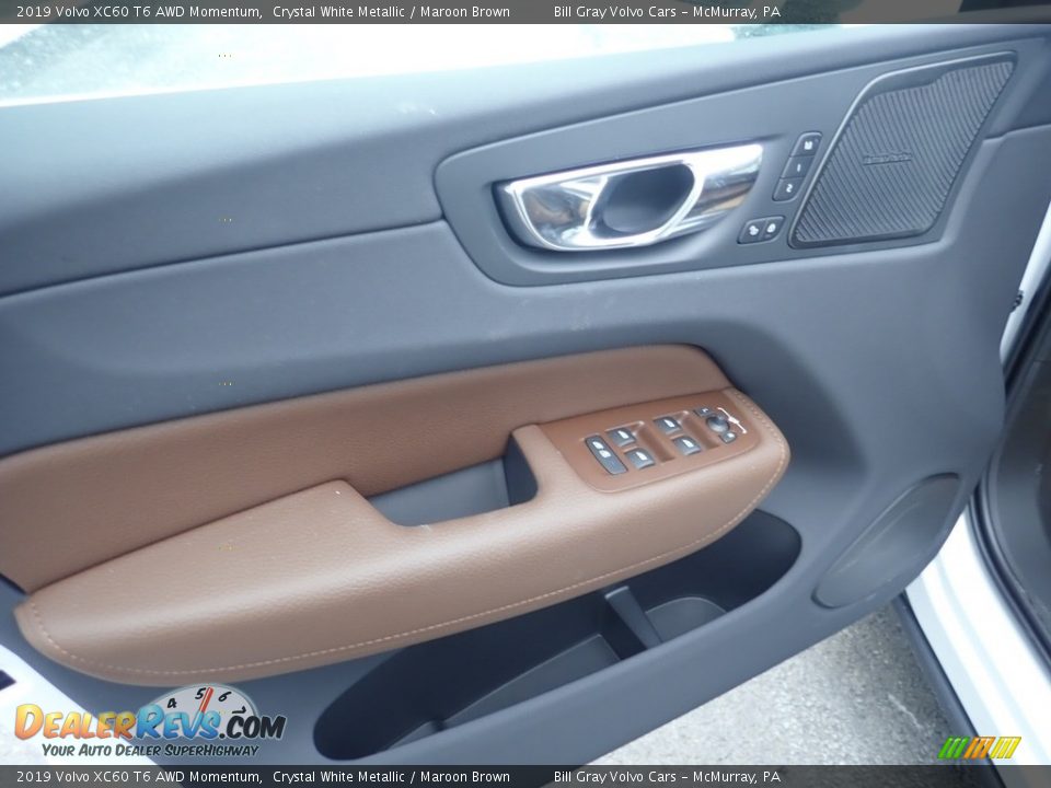 2019 Volvo XC60 T6 AWD Momentum Crystal White Metallic / Maroon Brown Photo #10